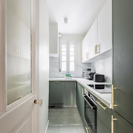 Appartement Arcdetriomphe-bail Mobilité-place Victor Hugo-2 Ch *